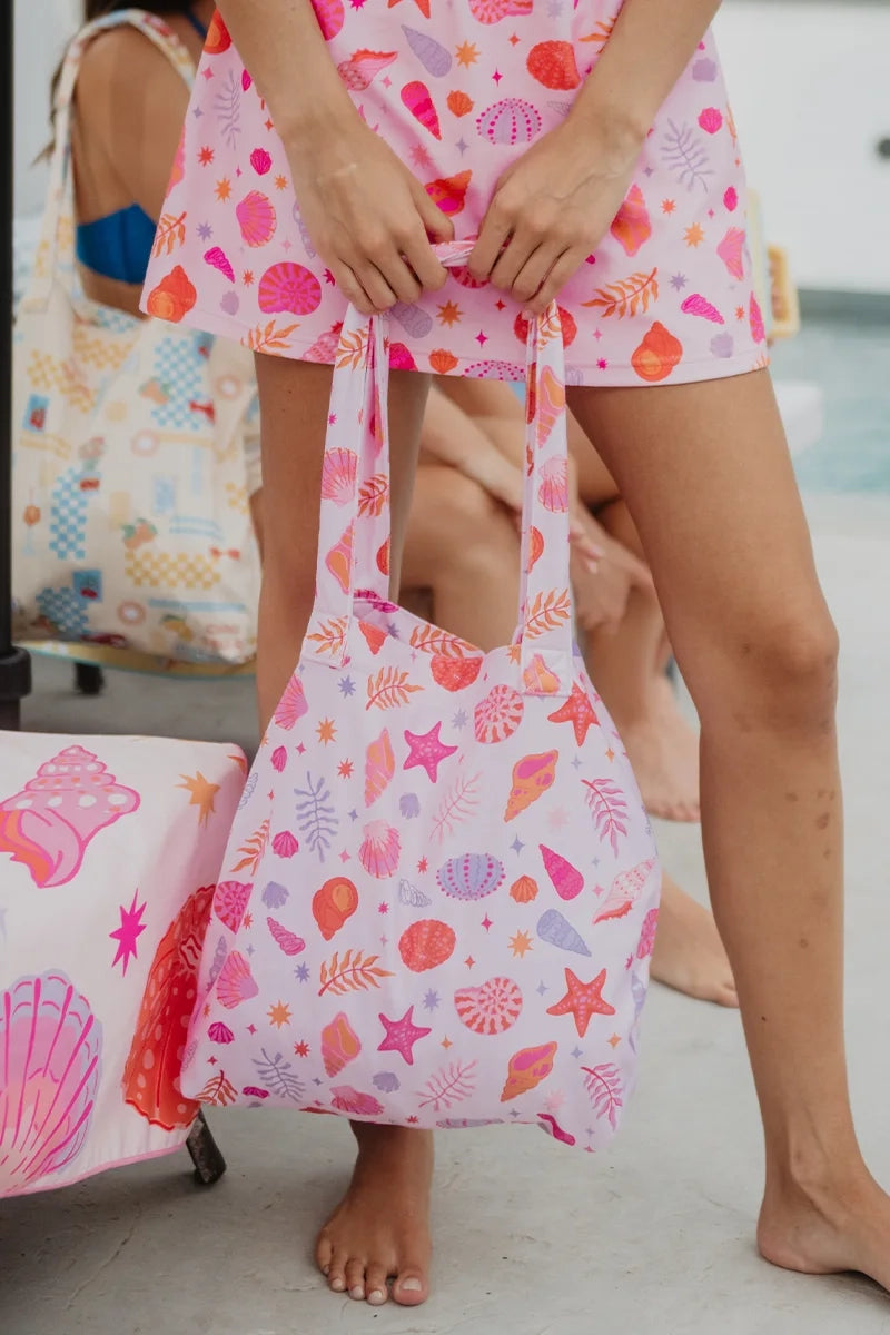 Beach Seashells Beach Tote Bag